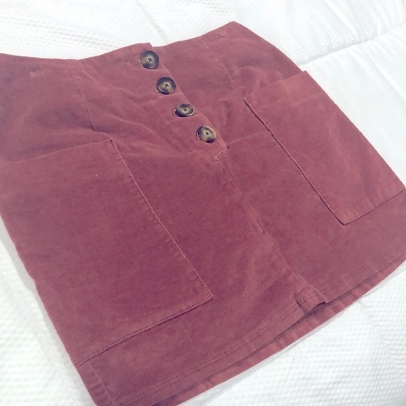 Urban Outfitters BDG Kendri Uncut Corduroy‎ Mini Skirt - Picture 11 of 16